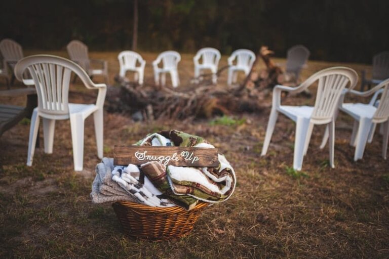 Snuggle up in the Brag Basket