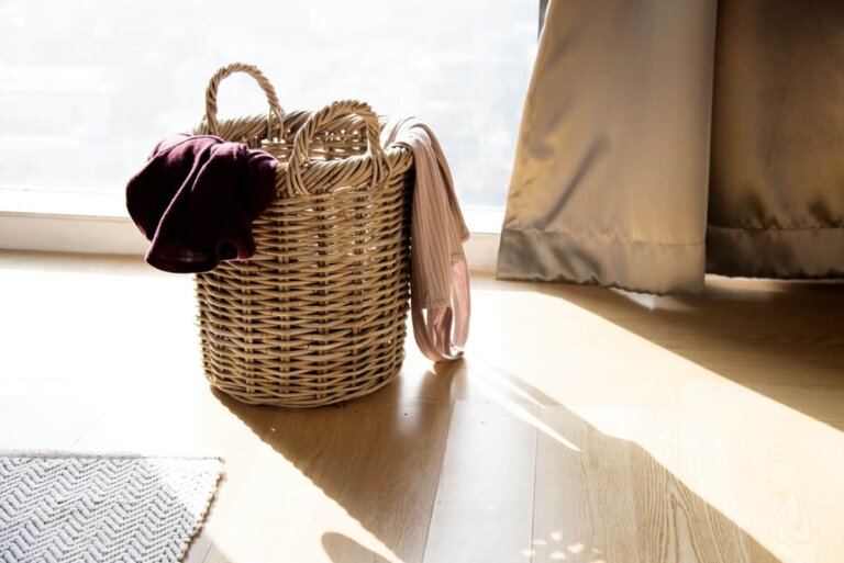 Laundry basket