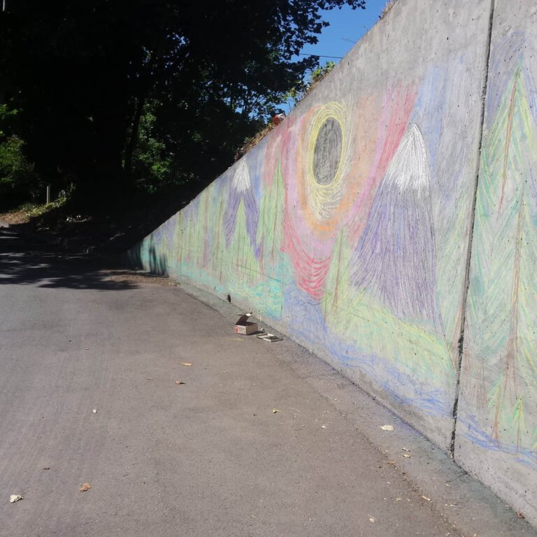 Cheap placemaking idea: instant murals